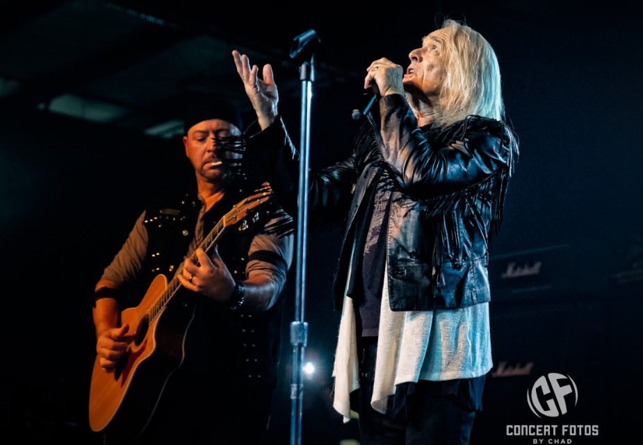 Les and Joyce Carlsen Talks “He’s Coming” on Backstage