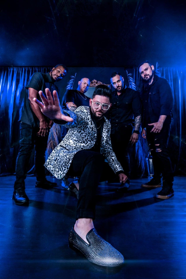 Rock mega-group World Gone Cold releases addictively devious new single “Burn”