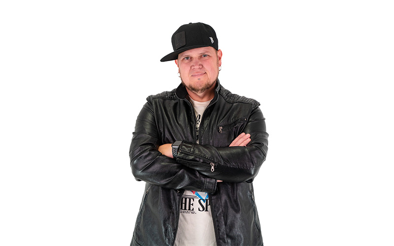 Former Rock Star Tour Manager Kelly K Finds Faith After Near Death Car Crash, Pens Vol. 2 of Bestselling Book